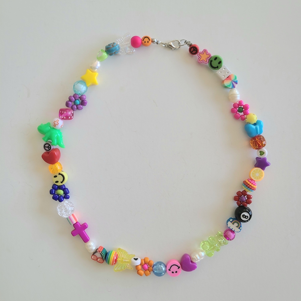 Daisy Y2K Beaded Necklace